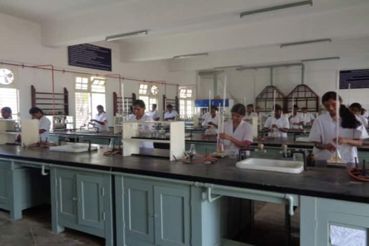 Sri GVG Visalakshi College for Women campus in Udumalpet, Tamil Nadu, India — photo 6