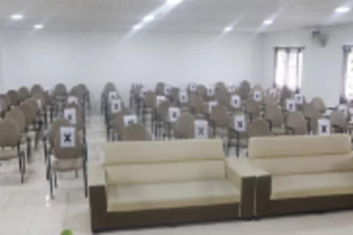 JSPM'S Charak College of Pharmacy and Research campus in Pune, Maharashtra, India — photo 3