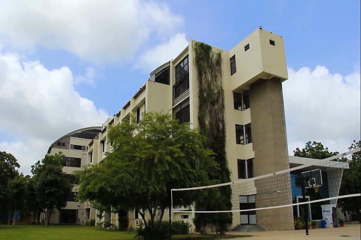 Khyati School of Computer Applications campus in Ahmedabad, Gujarat, India — photo 1