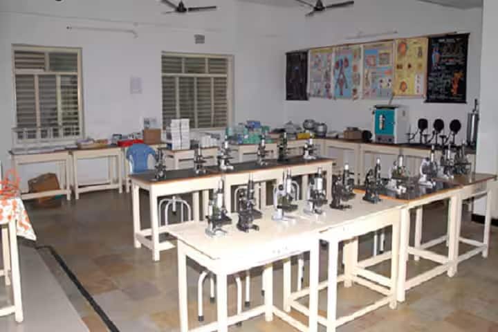 Sri Adi Siva Sadguru Alli Saheb Sivaaryula Homoeopathy Medical College campus in Guntakal, Andhra Pradesh, India — photo 6