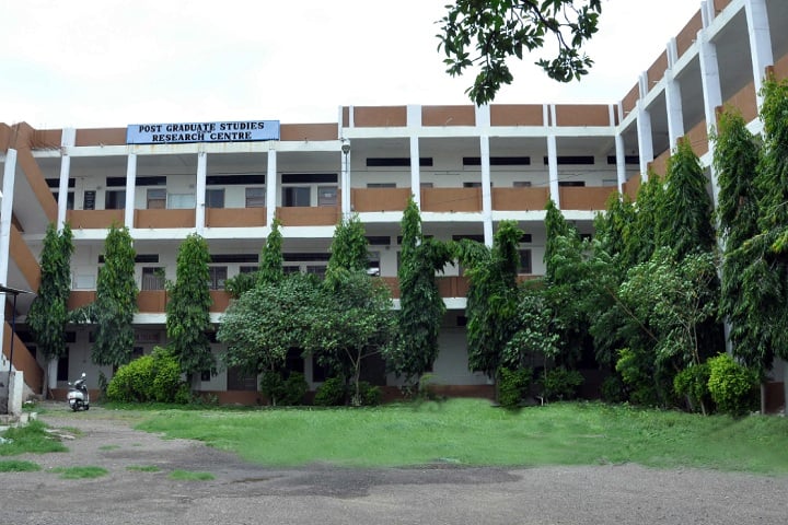 Luqman Unani Medical College Hospital and Research Centre campus in Vijayapura, Karnataka, India — photo 3