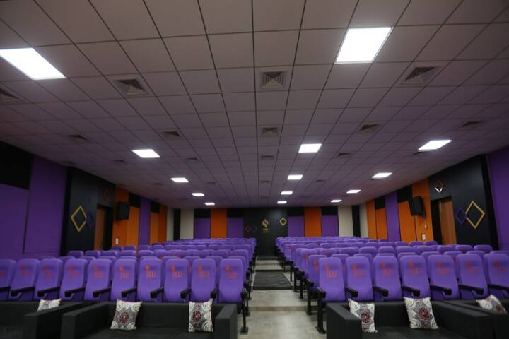 Jagran Lakecity Business School campus in Bhopal, Madhya Pradesh, India — photo 2