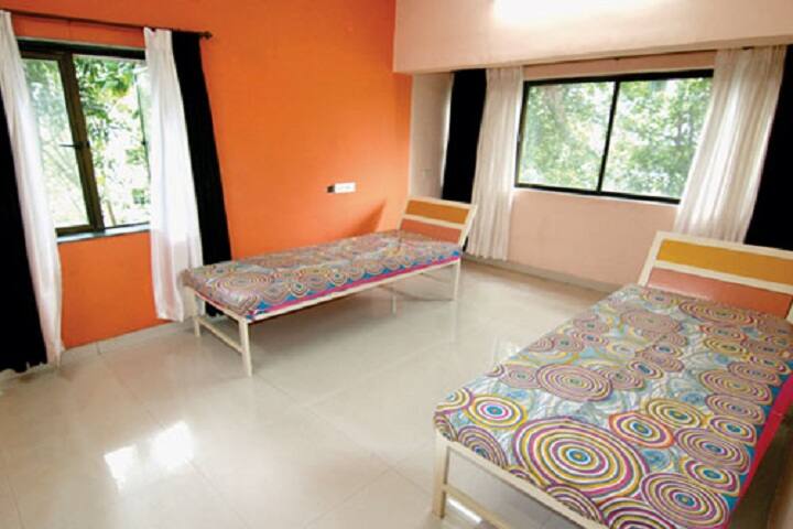 Karuna College of Pharmacy campus in Thirumittacode-I, Kerala, India — photo 4