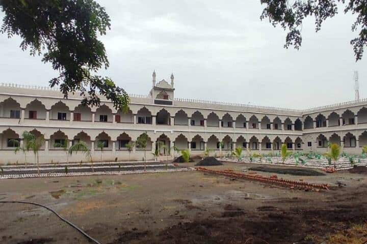 Omar Homoeopathic Medical College and Research Centre campus in Jalna, Maharashtra, India — photo 2