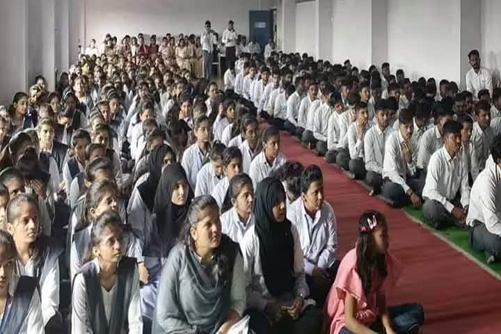 Shraddha Homeopathic College Hospital and Research Centre campus in Washim, Maharashtra, India — photo 3