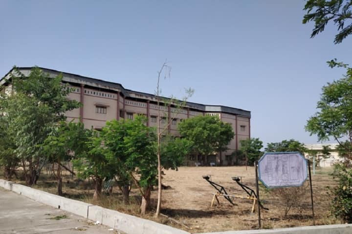 IQRA BCA College campus in Bharuch, Gujarat, India — photo 5