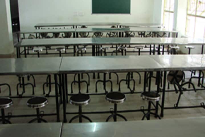 Grow More Institute of PGDCA campus in Himmatnagar, Gujarat, India — photo 1
