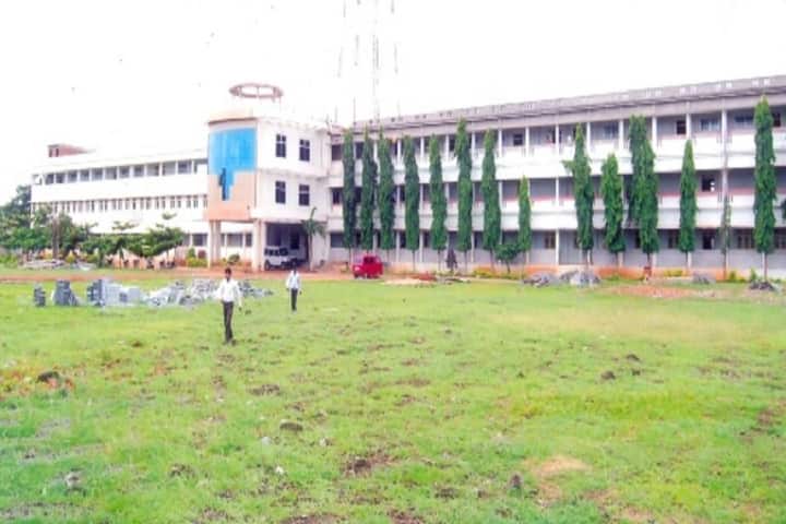 Sindagi Shantaveereshwar Ayurvedic Medical College-Hospital campus in Haveri, Karnataka, India — photo 2