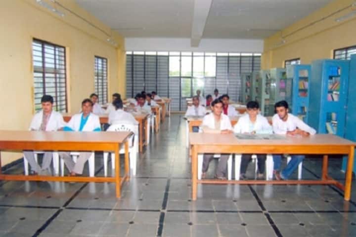 Sindagi Shantaveereshwar Ayurvedic Medical College-Hospital campus in Haveri, Karnataka, India — photo 6
