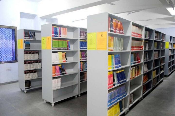Kalol Institute of Pharmacy campus in Kalol, Gujarat, India — photo 4