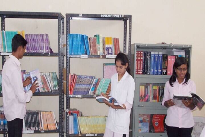 Kakasaheb Mhaske College of Pharmacy campus in Ahmednagar, Maharashtra, India — photo 3