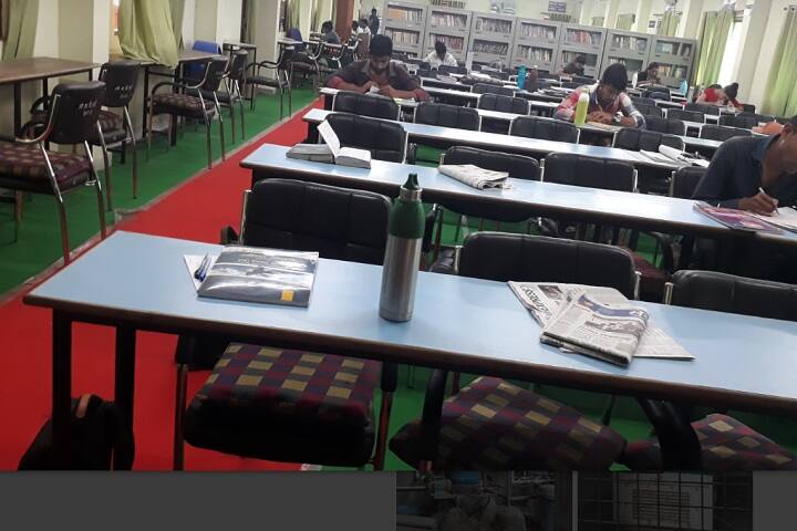 Lok Mahavidyalaya campus in Wardha, Maharashtra, India — photo 6