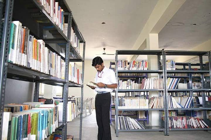 S Veerasamy Chettiar College of Engineering and Technology campus in Tirunelveli, Tamil Nadu, India — photo 5
