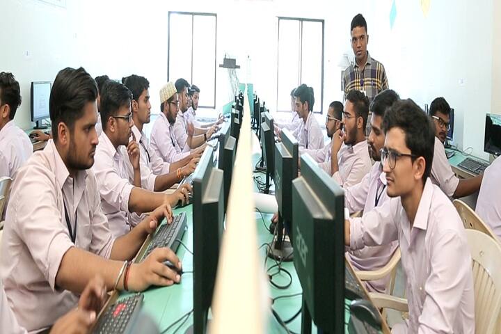 Vidhyadeep School of Nursing campus in Surat, Gujarat, India — photo 2