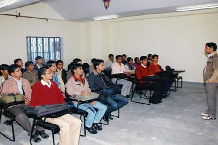 Tagore Nursing College campus in Jaipur, Rajasthan, India — photo 4