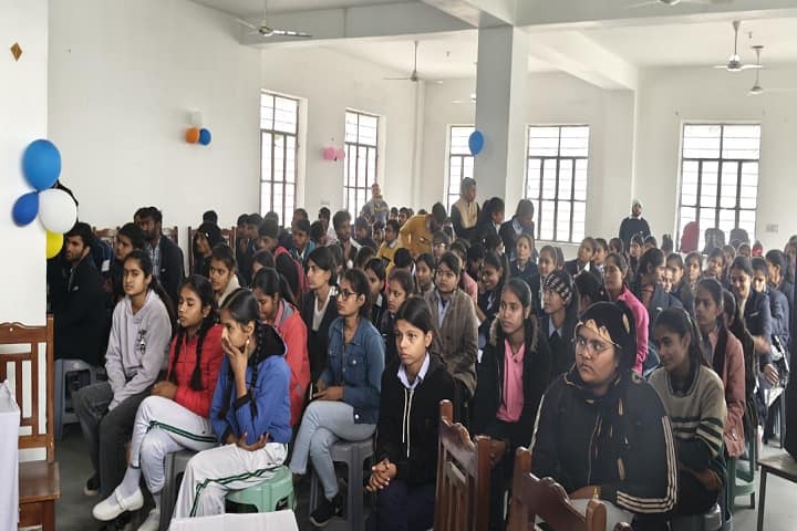 Manav PG Mahavidyalaya campus in Jaipur, Rajasthan, India — photo 3
