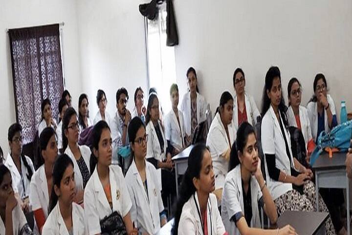 Ravi Nair Physiotherapy College campus in Wardha, Maharashtra, India — photo 2