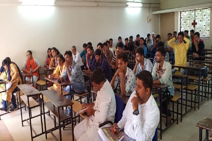 Shree PM Patel College of Electronics and Communication campus in Anand, Gujarat, India — photo 2