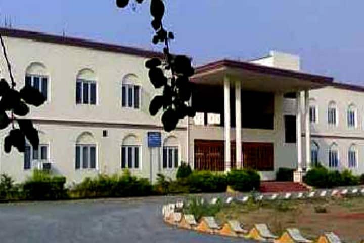 Siddhartha Institute of Hotel Management and Catering Technology campus in Vijayawada, Andhra Pradesh, India — photo 1
