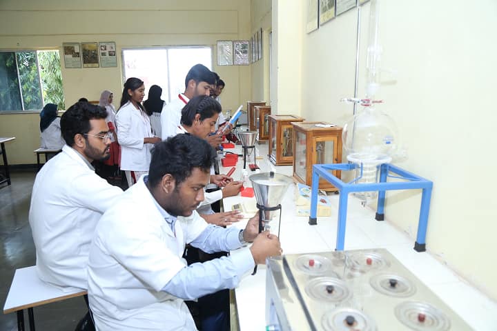Sri Veerabhadreshwara Homoeopathic Medical College and Hospital campus in Humnabad, Karnataka, India — photo 4