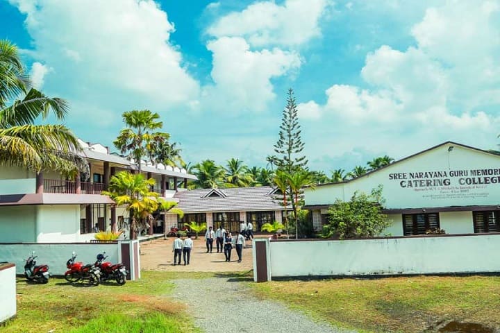 Sree Narayana Guru Memorial Catering College campus in Alappuzha, Kerala, India — photo 1