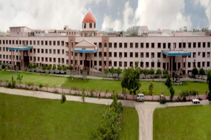 Rohilkhand Medical College and Hospital campus in Bareilly, Uttar Pradesh, India — photo 1