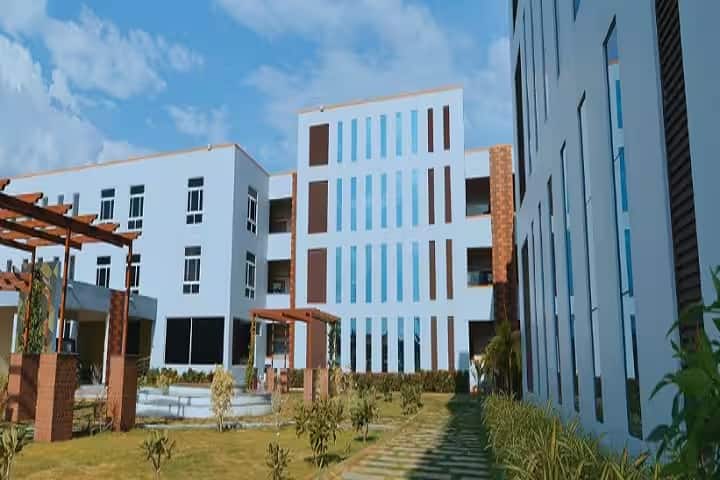 MIT College of Agriculture and Technology campus in Musiri, Tamil Nadu, India — photo 1