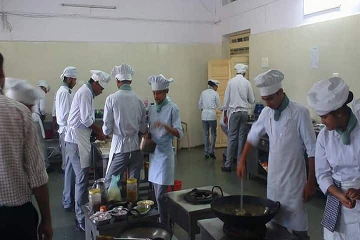 Shri Balasaheb Tirpude College of Hotel Management and Catering Technology campus in Nagpur, Maharashtra, India — photo 3
