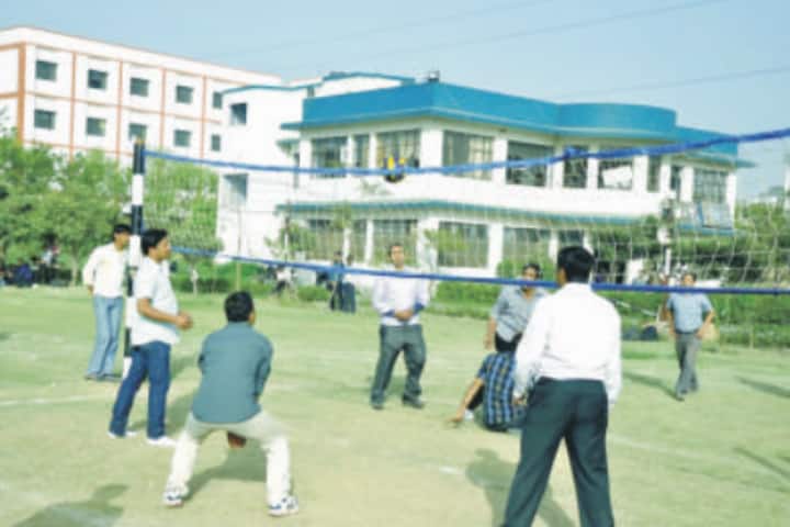 HR Institute of Hotel Management campus in Ghaziabad, Uttar Pradesh, India — photo 1
