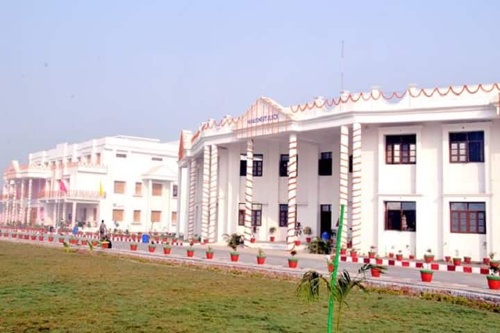 Nandini College campus in Nawabganj, Uttar Pradesh, India — photo 1