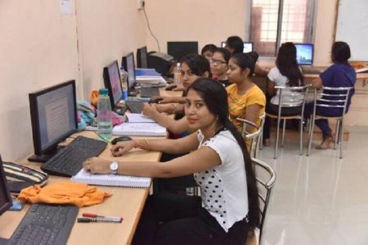 Vivekanand Mahavidyalaya campus in Raipur, Chhattisgarh, India — photo 5