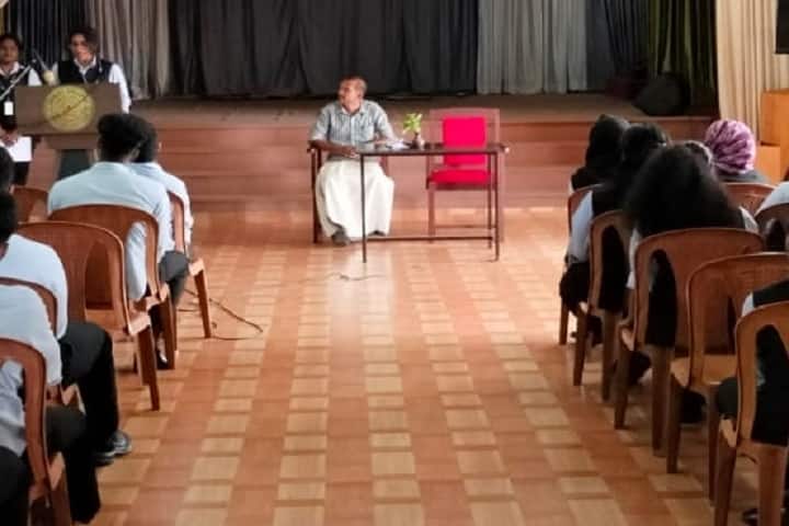 Christ College campus in Thiruvananthapuram, Kerala, India — photo 3