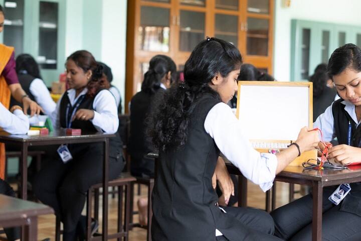 Christ College campus in Thiruvananthapuram, Kerala, India — photo 4