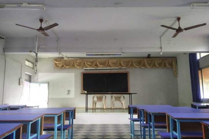 Shri Kamaxidevi Homeopathic Medical College and Hospital campus in Shiroda, Goa, India — photo 3