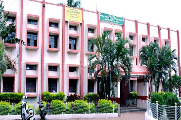 Phaltan Education Society's College of Agriculture campus in Phaltan, Maharashtra, India — photo 1