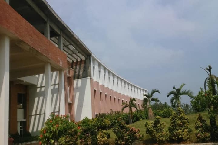 Saraswathy College of Engineering and Technology campus in Tindivanam, Tamil Nadu, India — photo 2