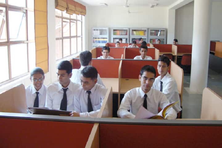Institute of Hotel Management Catering Technology and Applied Nutrition campus in Kurukshetra, Haryana, India — photo 5