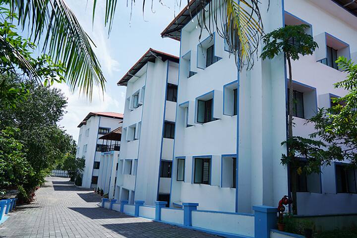 Welcare College of Nursing campus in Ernakulam, Kerala, India — photo 3