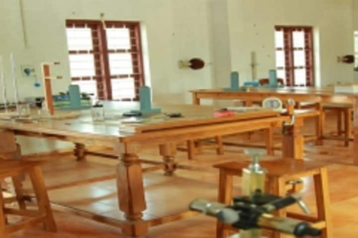 Jain AGM Homeopathic Medical College and Hospital campus in Hubli, Karnataka, India — photo 6