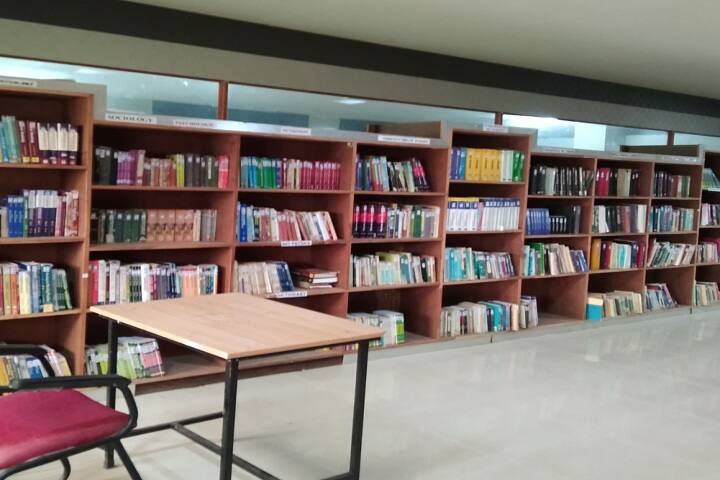 Vinayaka School of Nursing campus in Salem, Tamil Nadu, India — photo 3
