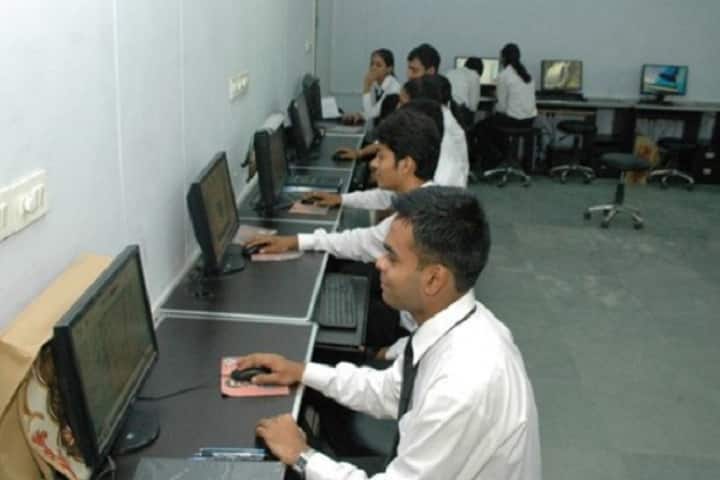 DIHMCT Delhi campus in New Delhi, Delhi, India — photo 6