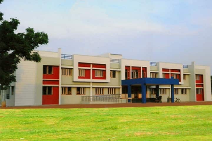 State Institute of Hotel Management and Catering Technology campus in Tiruchirappalli, Tamil Nadu, India — photo 2