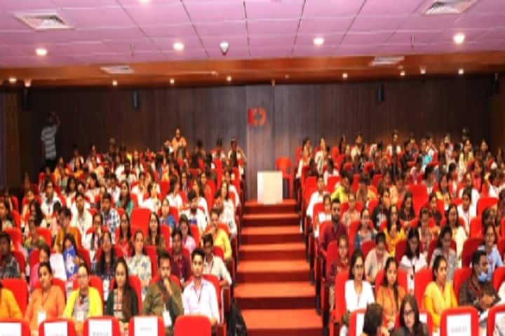KD Institute of Physiotherapy campus in Ahmedabad, Gujarat, India — photo 3