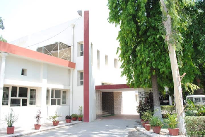 Institute of Hotel Management Catering Technology and Applied Nutrition campus in Panipat, Haryana, India — photo 3