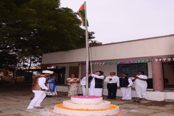 Shri Guru Govind Singhji Patrakarita Mahavidyalaya campus in Nanded, Maharashtra, India — photo 5