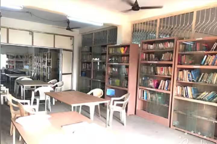 Mohamed Sathak AJ College of Pharmacy campus in Chennai, Tamil Nadu, India — photo 6
