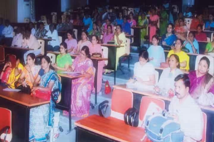 MGM's College of Journalism and Mass Communication campus in Nanded, Maharashtra, India — photo 5
