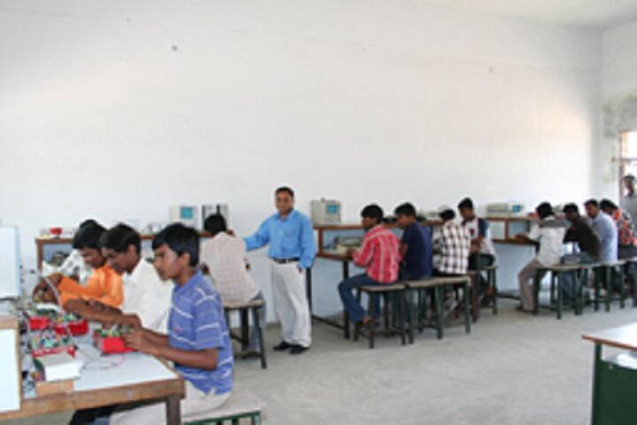 VMR Pradeep Kumar Institute of Engineering and Technology campus in Warangal, Telangana, India — photo 4