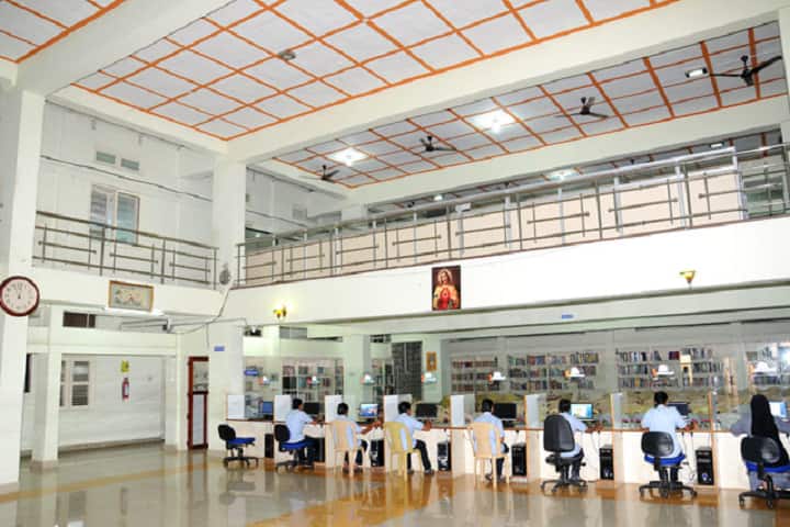 Universal College and school of Nursing campus in Bengaluru, Karnataka, India — photo 6