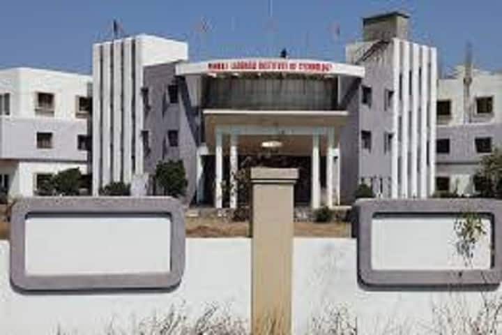 Laddhad College of Pharmacy campus in Buldana, Maharashtra, India — photo 1